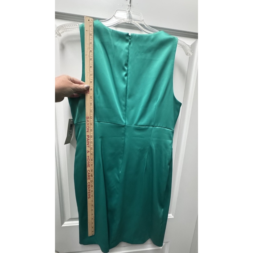 NWT Eliza J Emerald Green Satin Sheath Dress - Jeweled Neckline - Size 14 - Picture 8 of 9